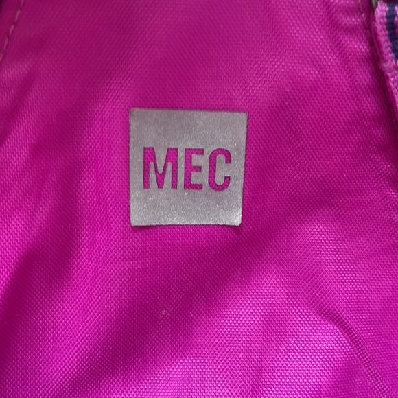 MEC twin set “newt suit” waterproof one piece. - Picture 4 of 5